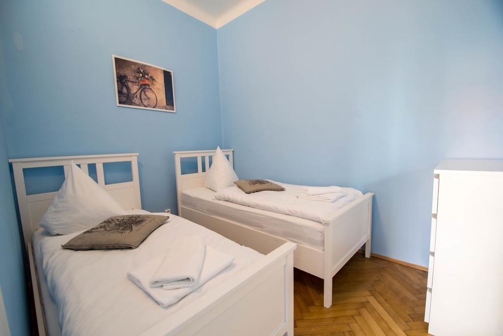 Labyrinth Apartments By Ruterra Praha Eksteriør bilde